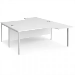 Maestro 25 back to back ergonomic desks 1800mm deep – white bench leg frame, white top