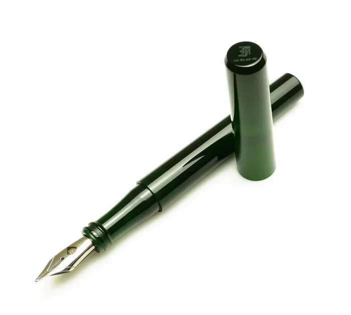 Model 03 Modified Fountain Pen – Emerald
