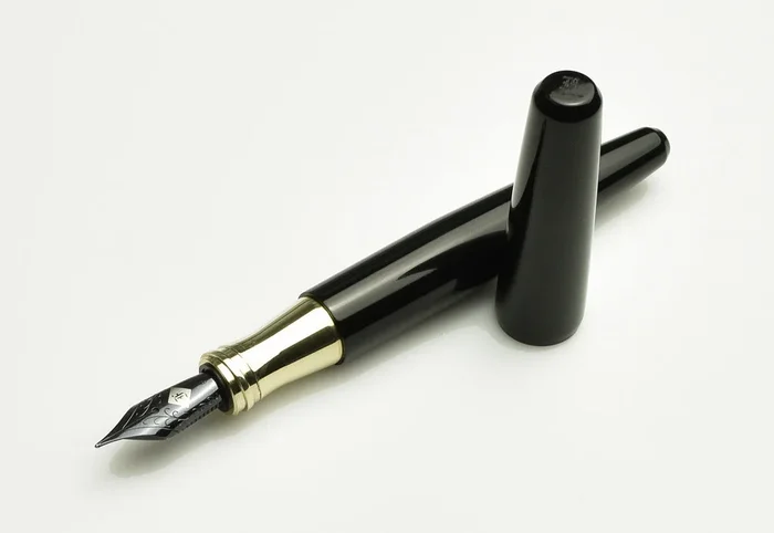 pocket 66 FP – Black & Brass SE