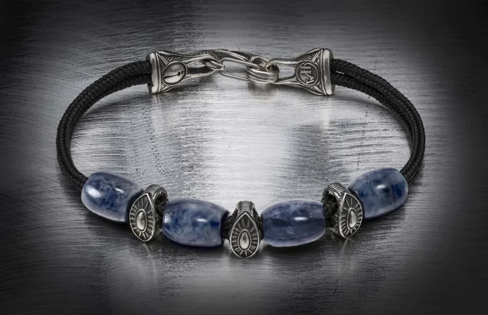 Sodalite Gallant