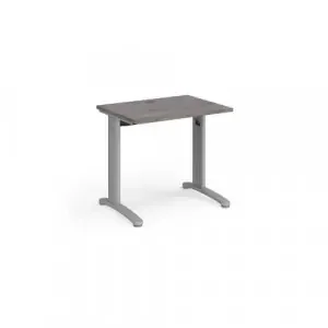 TR10 straight desk 800mm x 600mm – silver frame, grey oak top