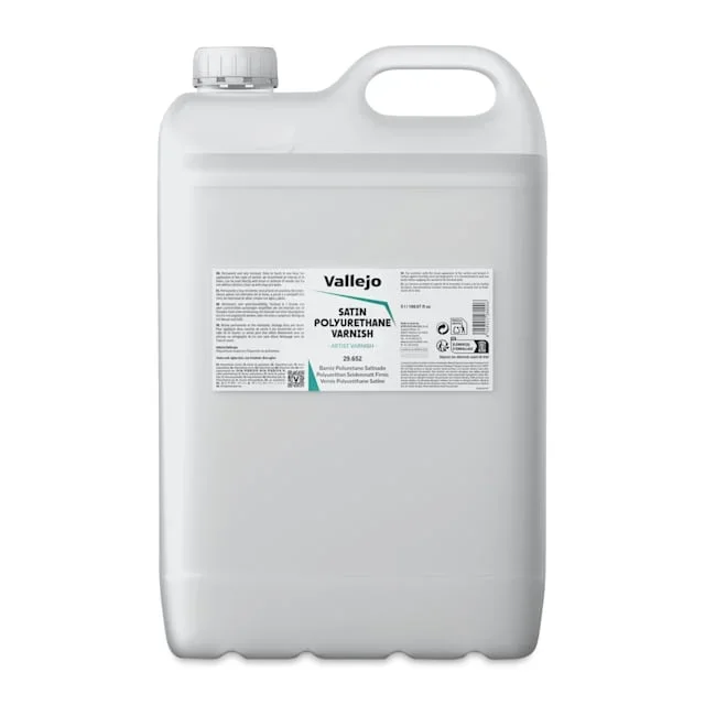 Vallejo Polyurethane Varnish – Satin, 5 Liter